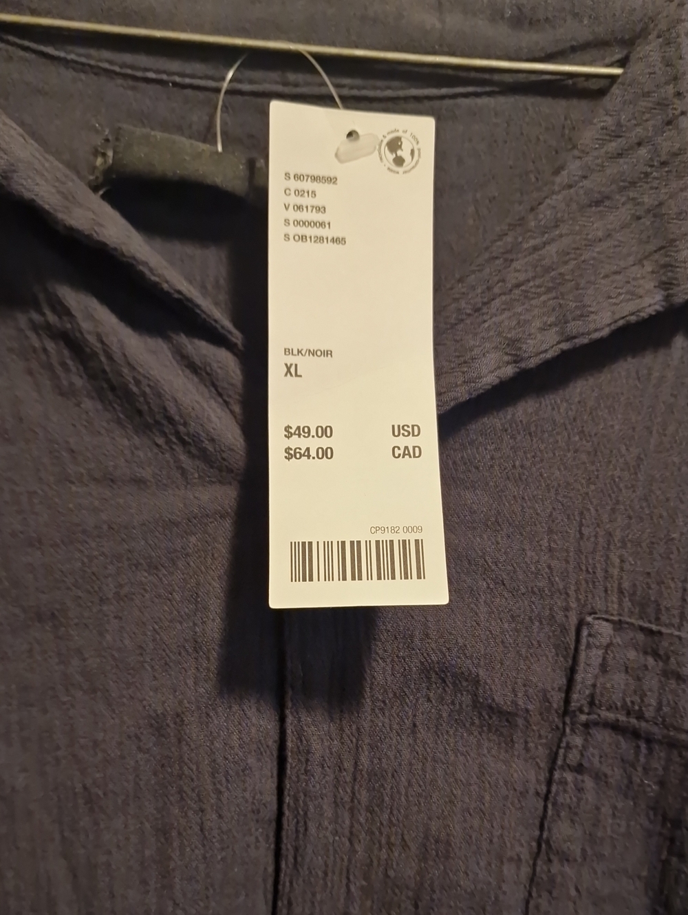 Urban Outfitters Men's Short-Sleeve Button-Up Shirt - Dark Navy - Picture 2 of 3